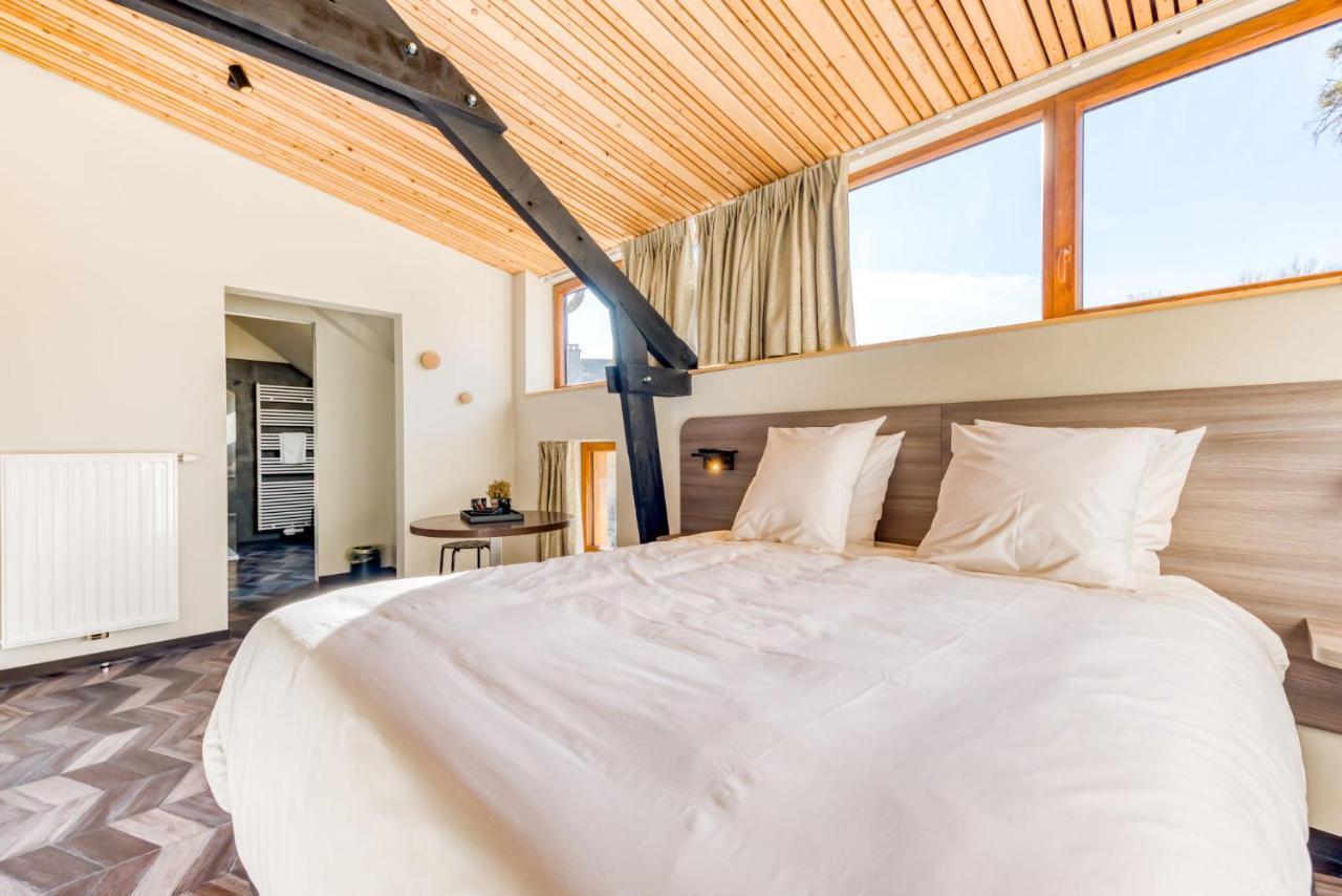 Les Du Domaine Du Vieux Château Hotel *