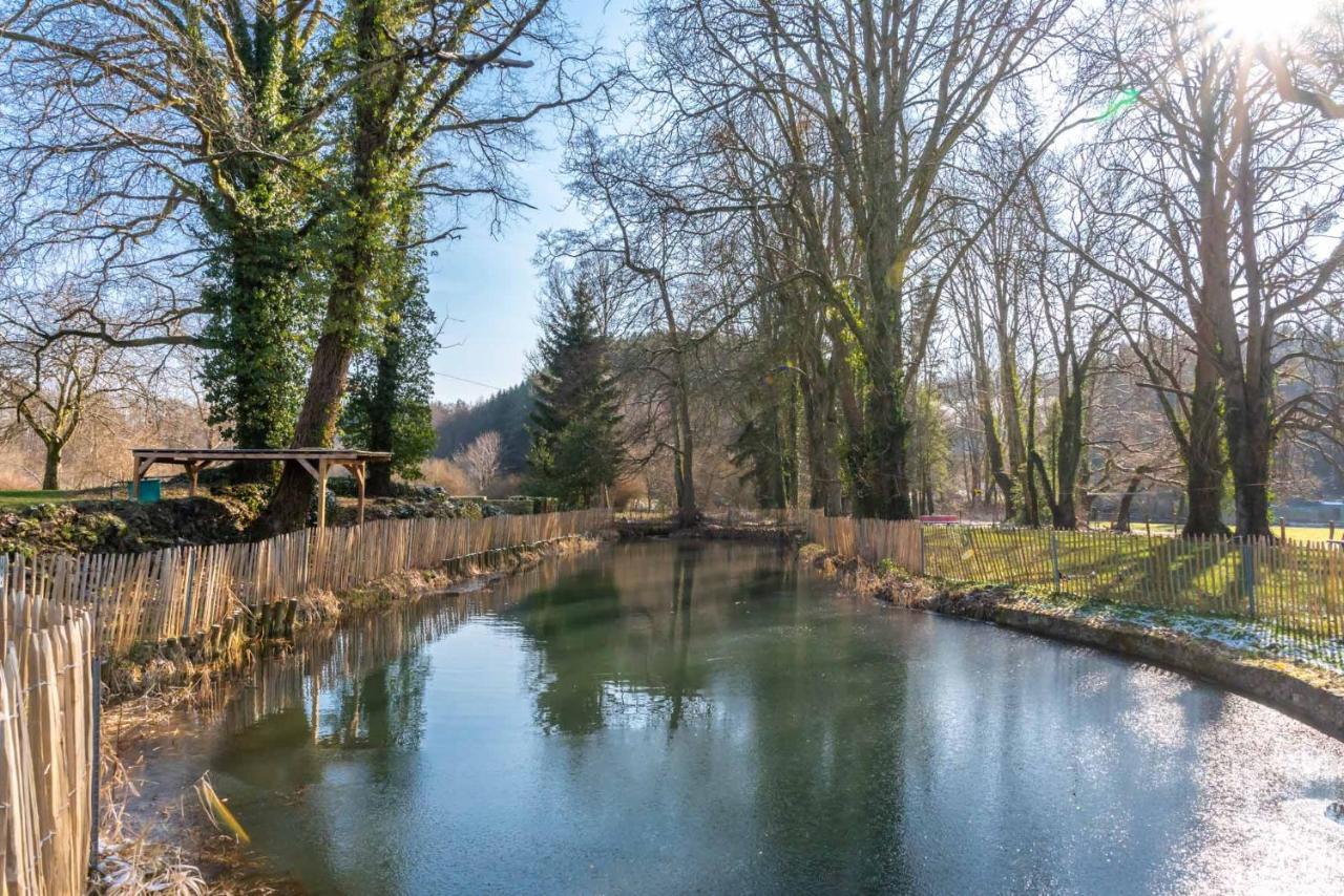 Les Du Domaine Du Vieux Château Abbaye Notre-Dame d'Orval